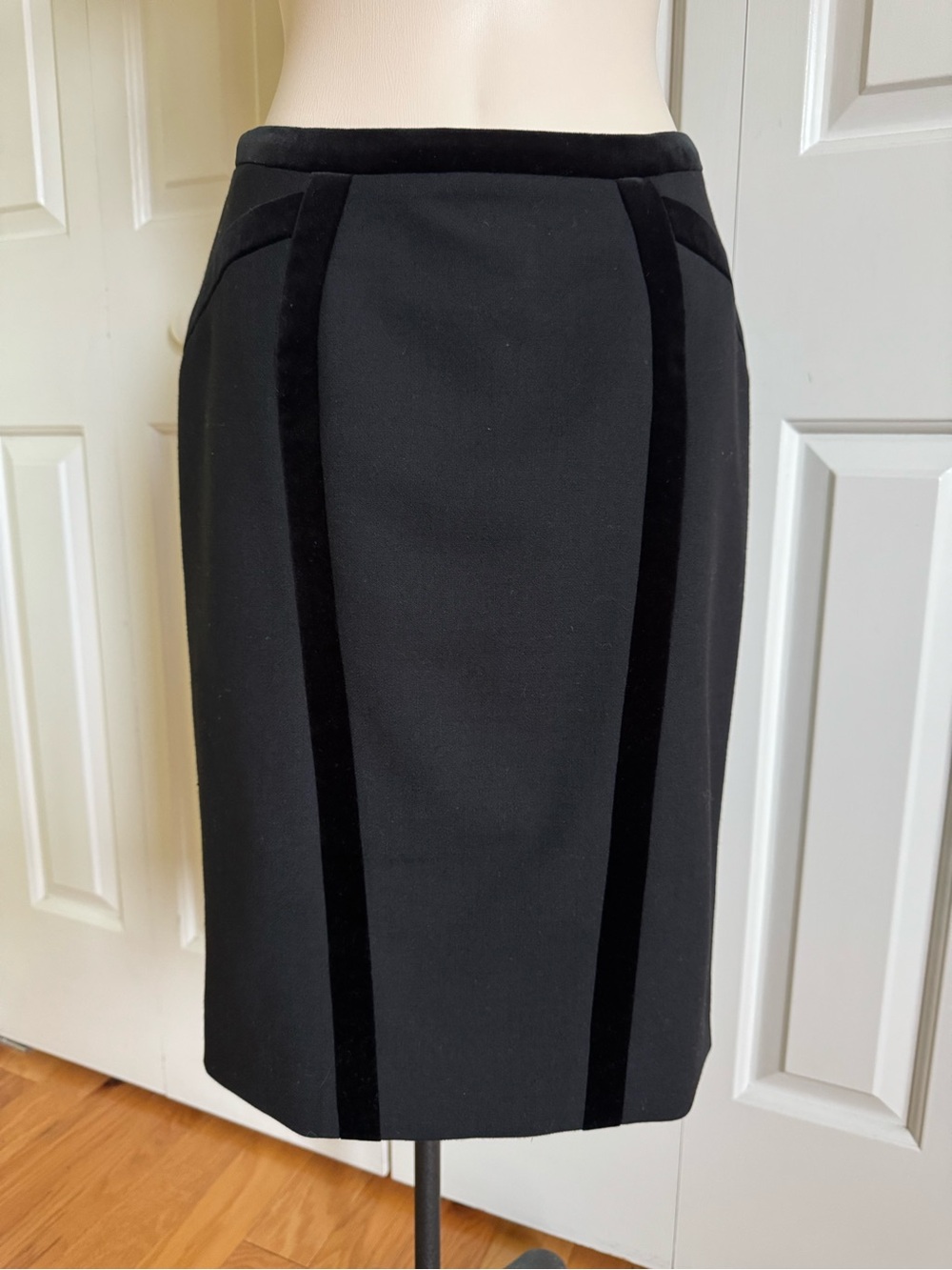 Versace Black Pencil Skirt with Velvet Trim 6/42